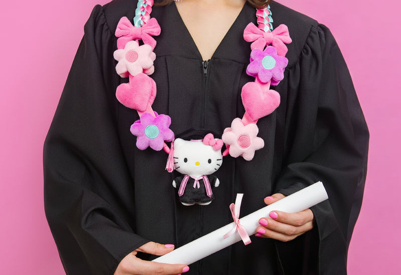 Hello Kitty Graduation Plush Lei